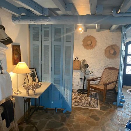 The Villa Of Blues Каламата Экстерьер фото