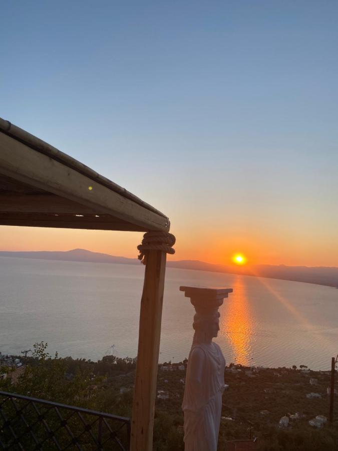 The Villa Of Blues Каламата Экстерьер фото
