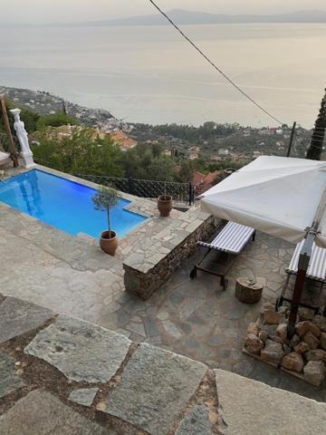 The Villa Of Blues Каламата Экстерьер фото