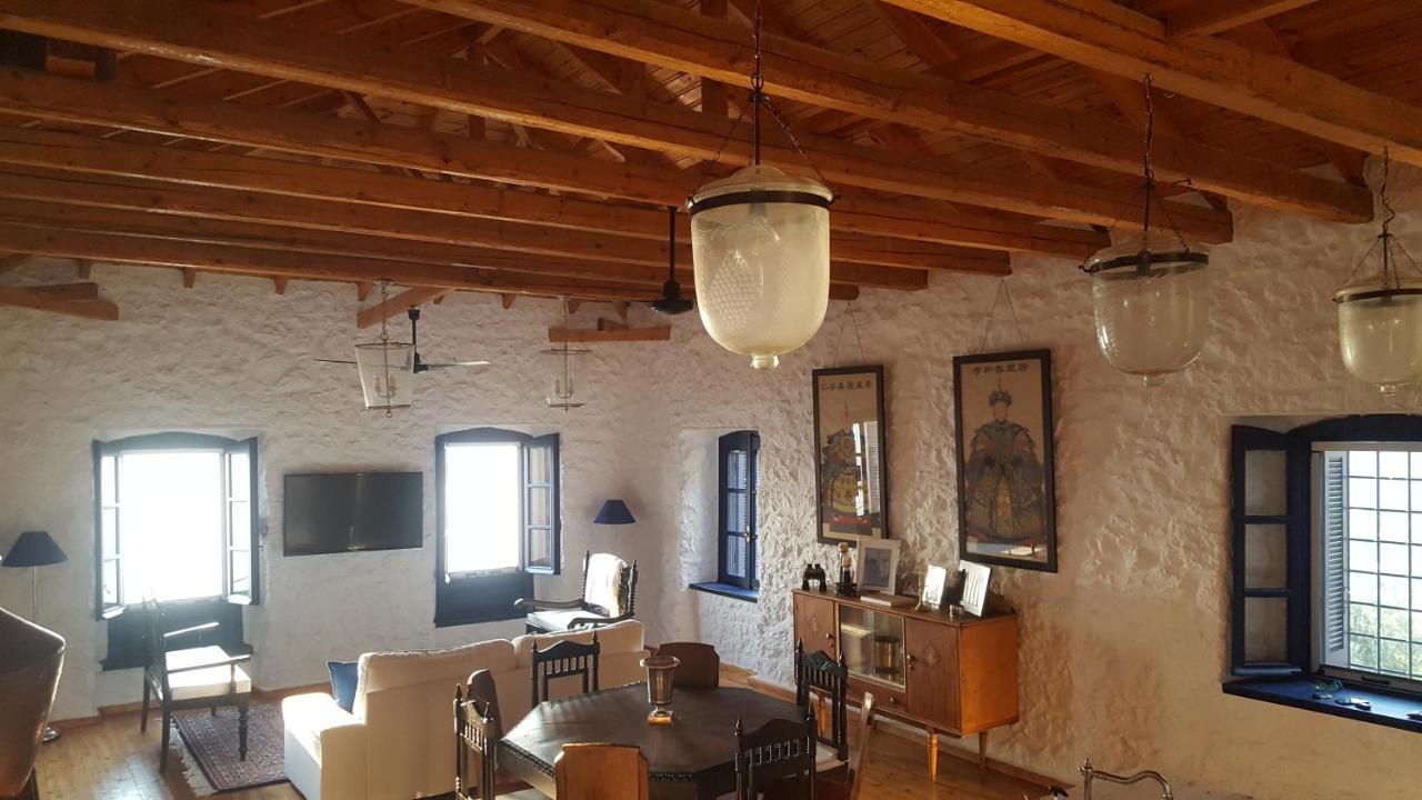 The Villa Of Blues Каламата Экстерьер фото